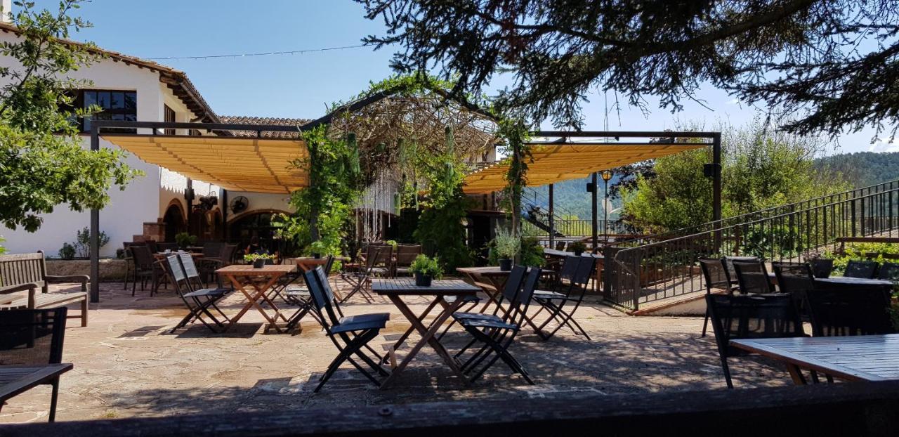 Hostal La Guineu Viladrau Exterior foto